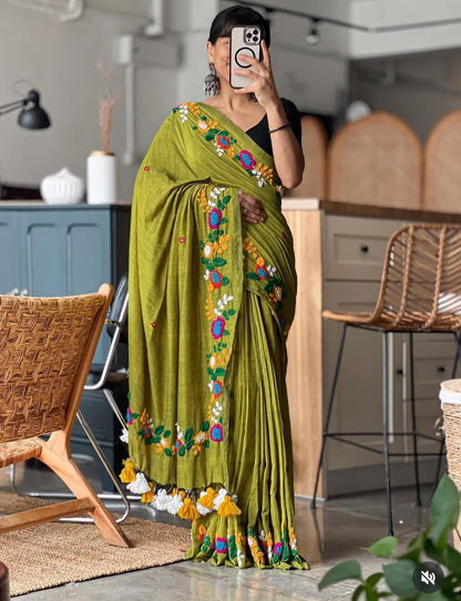 Pure Mulcotton Bengal Handloom with Floral embroidery