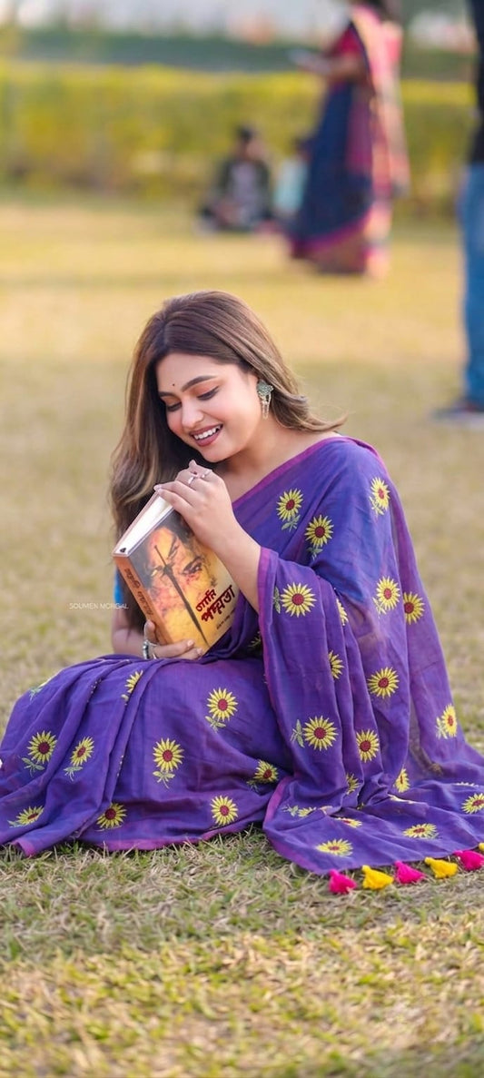 Mul Cotton Saree with Sunflower Embroidery